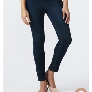 Westport signature fit high-rise jegging size 8